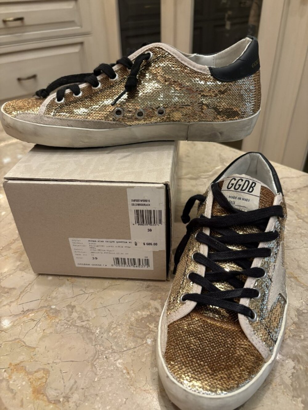 GOLDEN GOOSE SUPERSTAR METALLIC SEQUIN SNEAKERS - Size 9B/39EU-Gold/Black/Beige - Picture 4 of 7